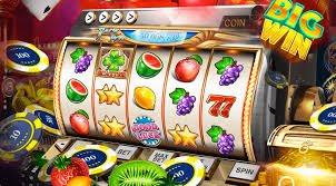 Pengguna menikmati hiburan sports dan casino lewat ponsel Android di jalan dengan akses mudah